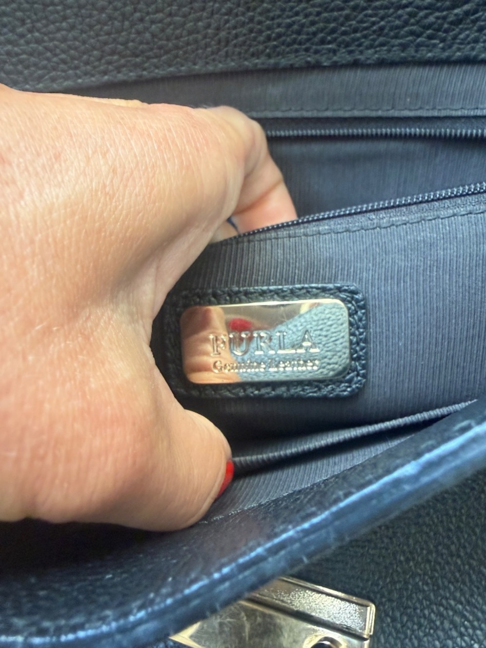 Furla Julia Medium Black Leather Shoulder Bag - Picture 15 of 15